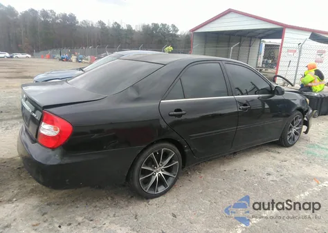 2003 Toyota Camry Le from USA, damaged, VIN 4T1BE32K13U162612